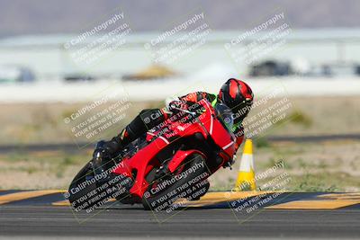 media/Apr-13-2024-SoCal Trackdays (Sat) [[f1617382bd]]/3-Turn 4 (1010am)/